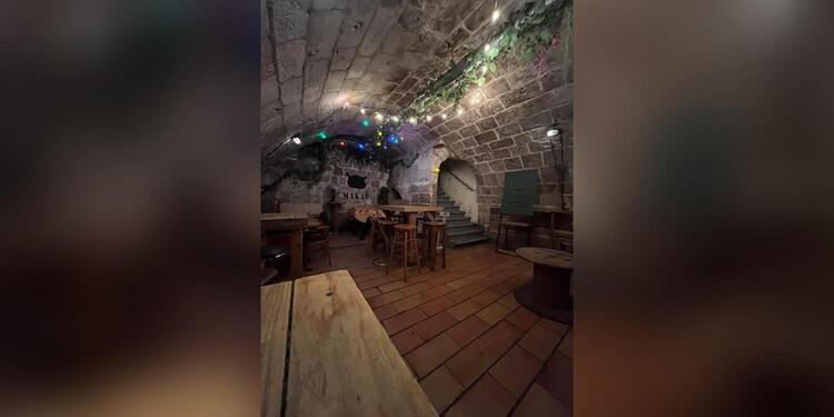Ma-Kao Bar, bar