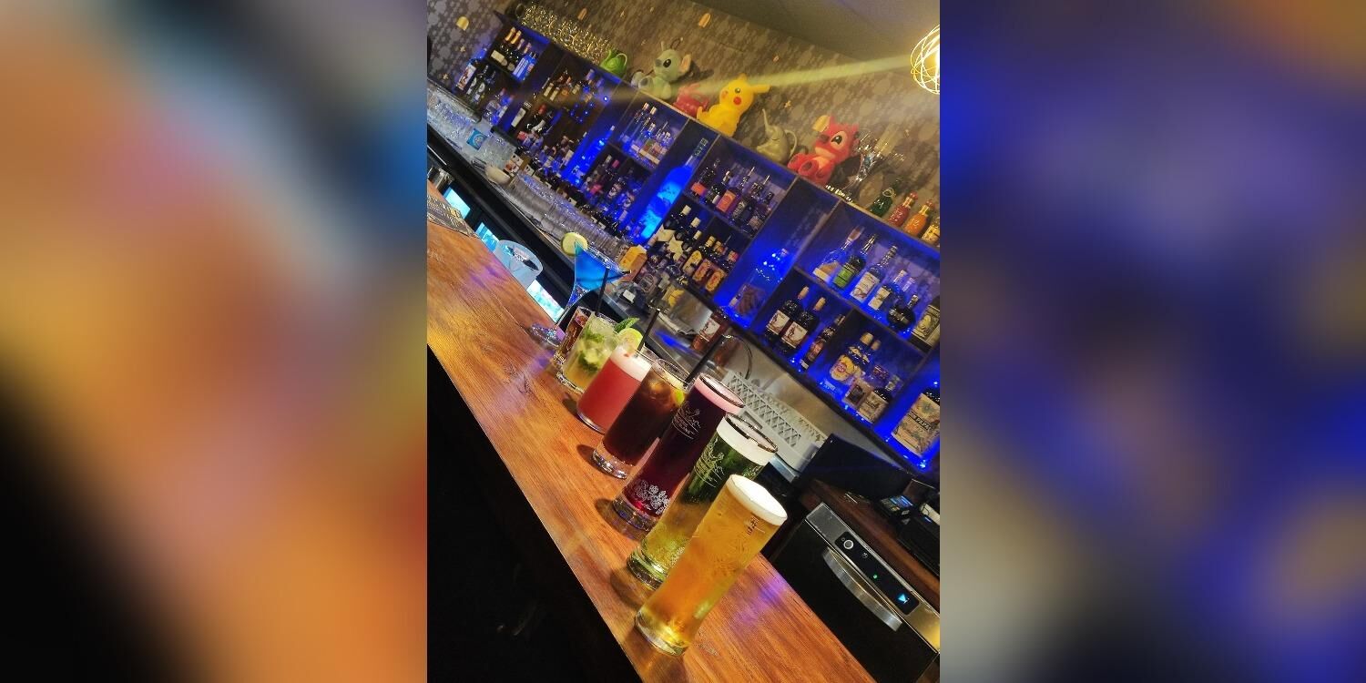 L'antidote Bar, bar