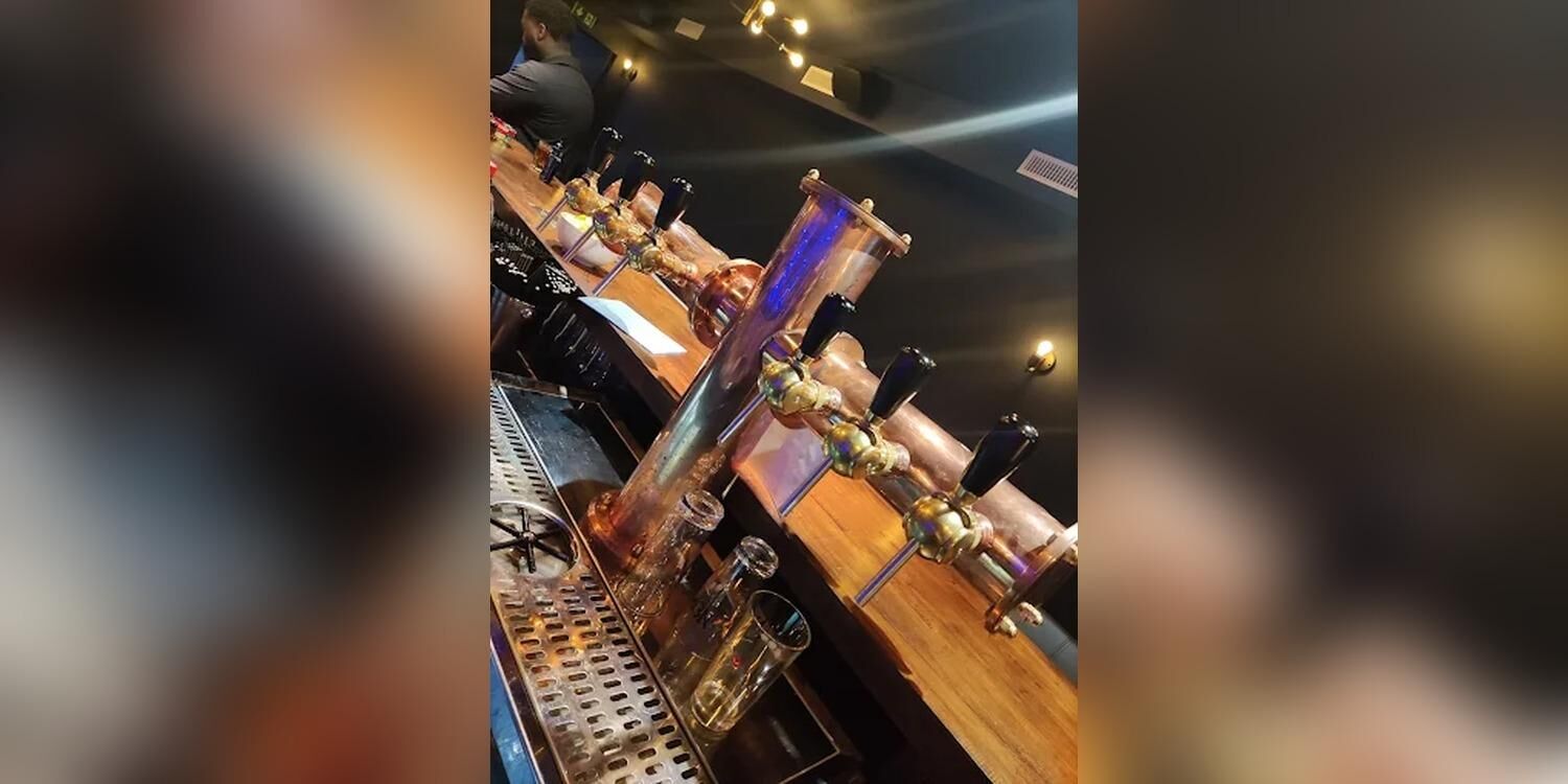 L'antidote Bar, bar