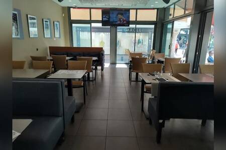 Le Grand Café de la Poste, Restaurant Perpignan Saint-Jean #0