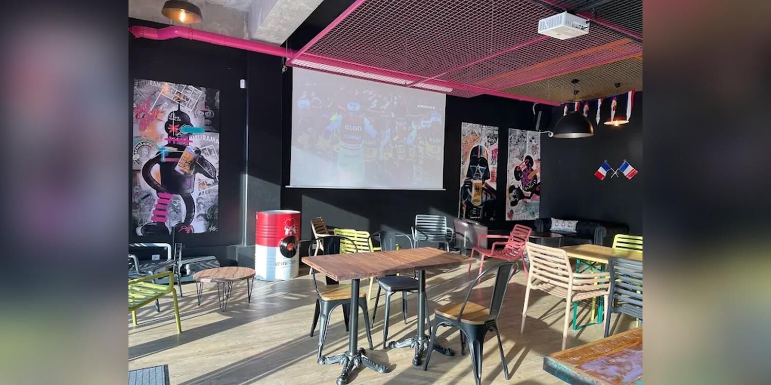 Craft The Place to Beer, bar