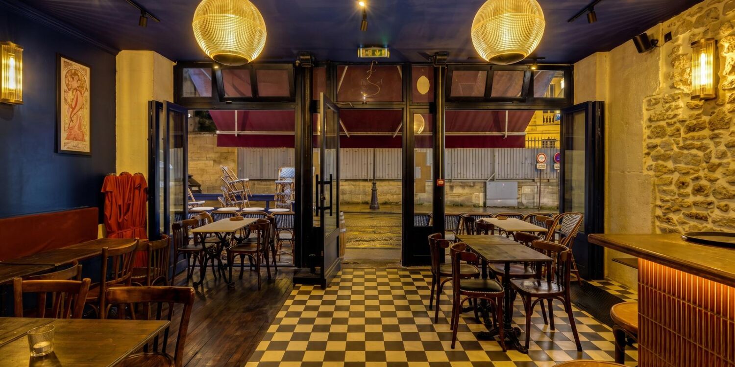 PAMPELUCHE, bar