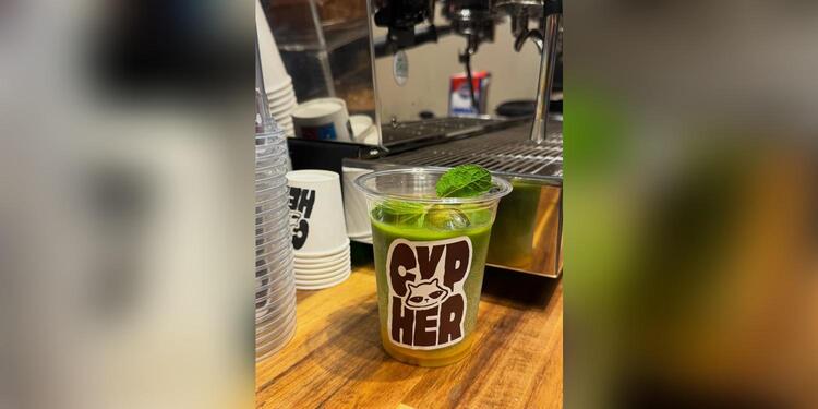 Cypher Coffee Shop, bar
