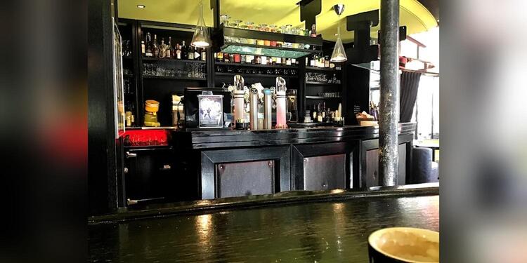 Café des Arts, bar