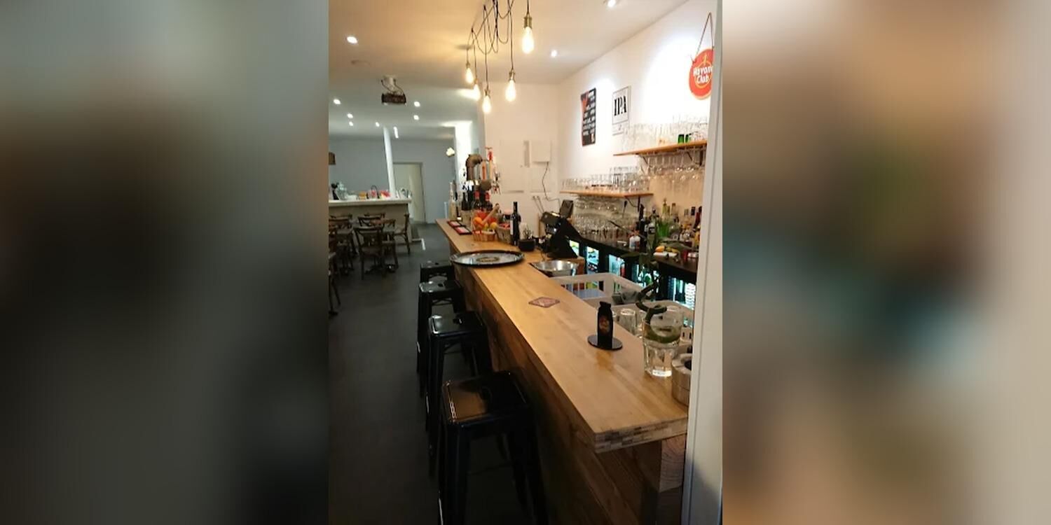 Aux P'tits Comptoirs, bar