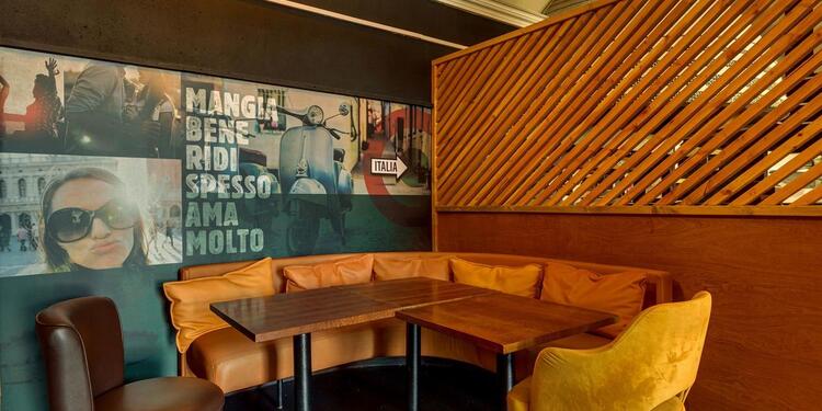 Del Arte, bar