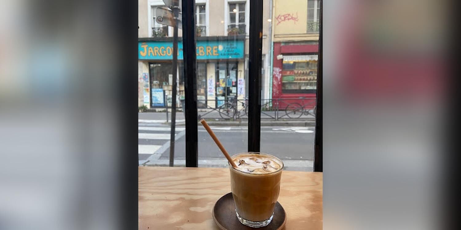 OJJJO, bar