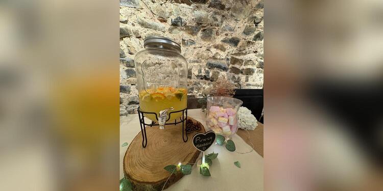 Au Caveau avant tout, bar