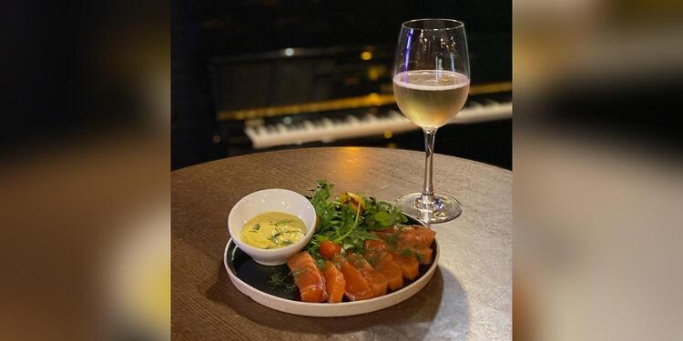 Le bistro de la reine, bar