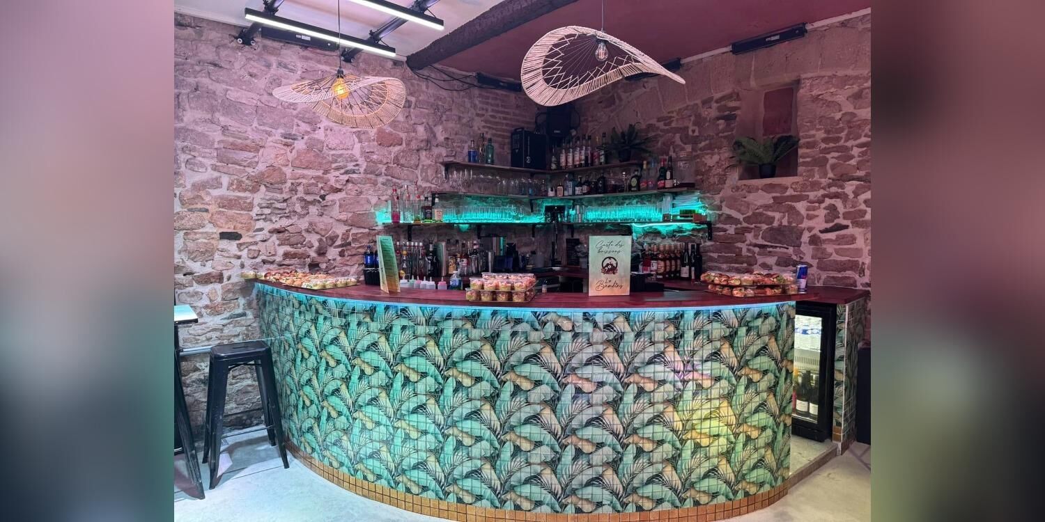 Les Bambins Bar Musical, bar