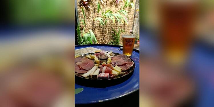 Le Mixø, bar