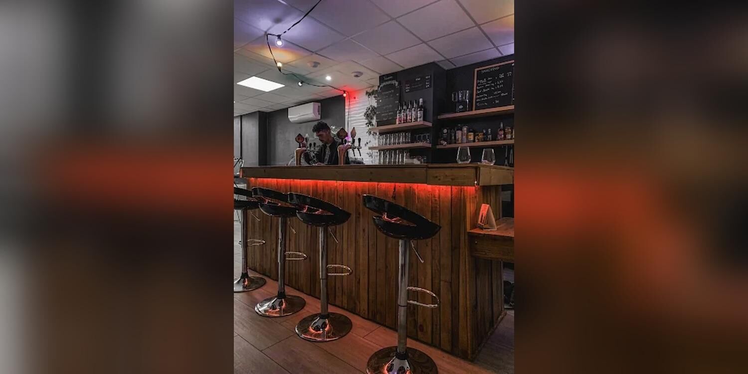 Brasserie Apollo, bar