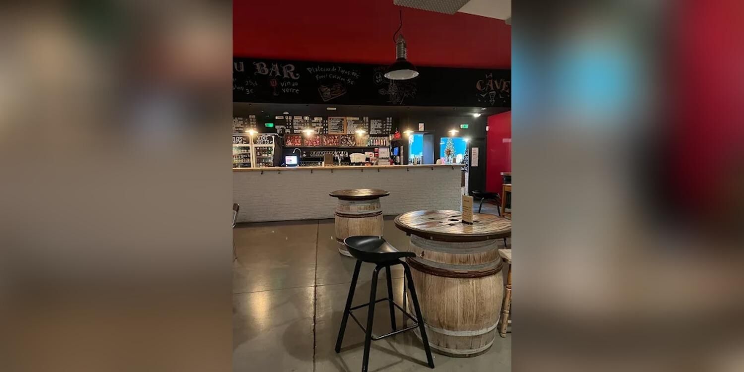 Vinochope, bar