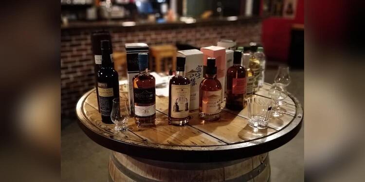 Vinochope, bar