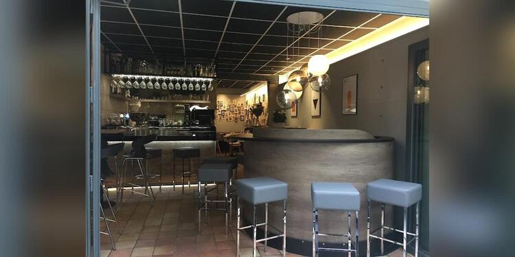 GUSTO, restaurant