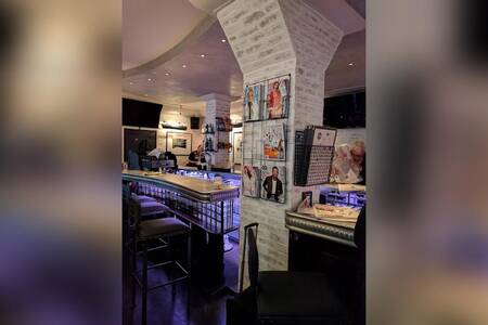 Bugsy's Bar & Restaurant, Bar Paris Madeleine #0