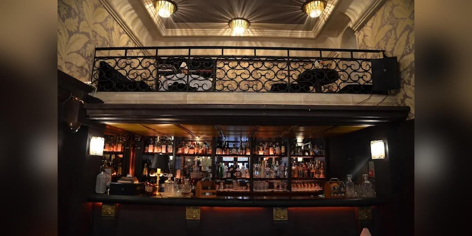 Franky's Bar, bar