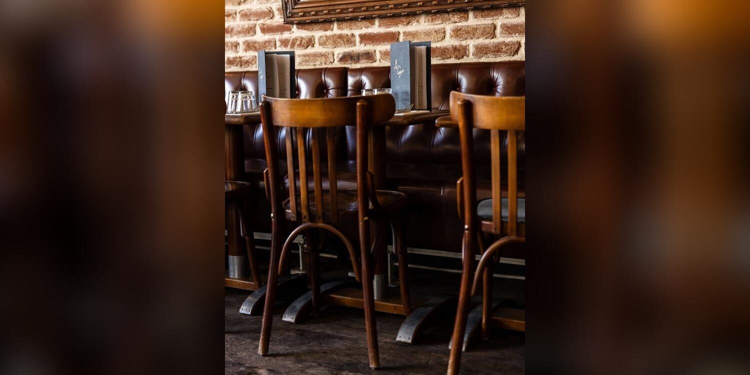 Le St Cyr, bar