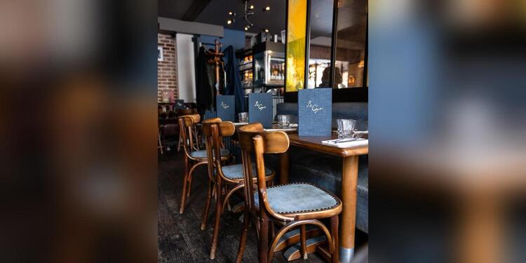 Le St Cyr, bar