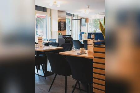 LE MEDITERRANEE, Restaurant Perpignan  Clémenceau #0