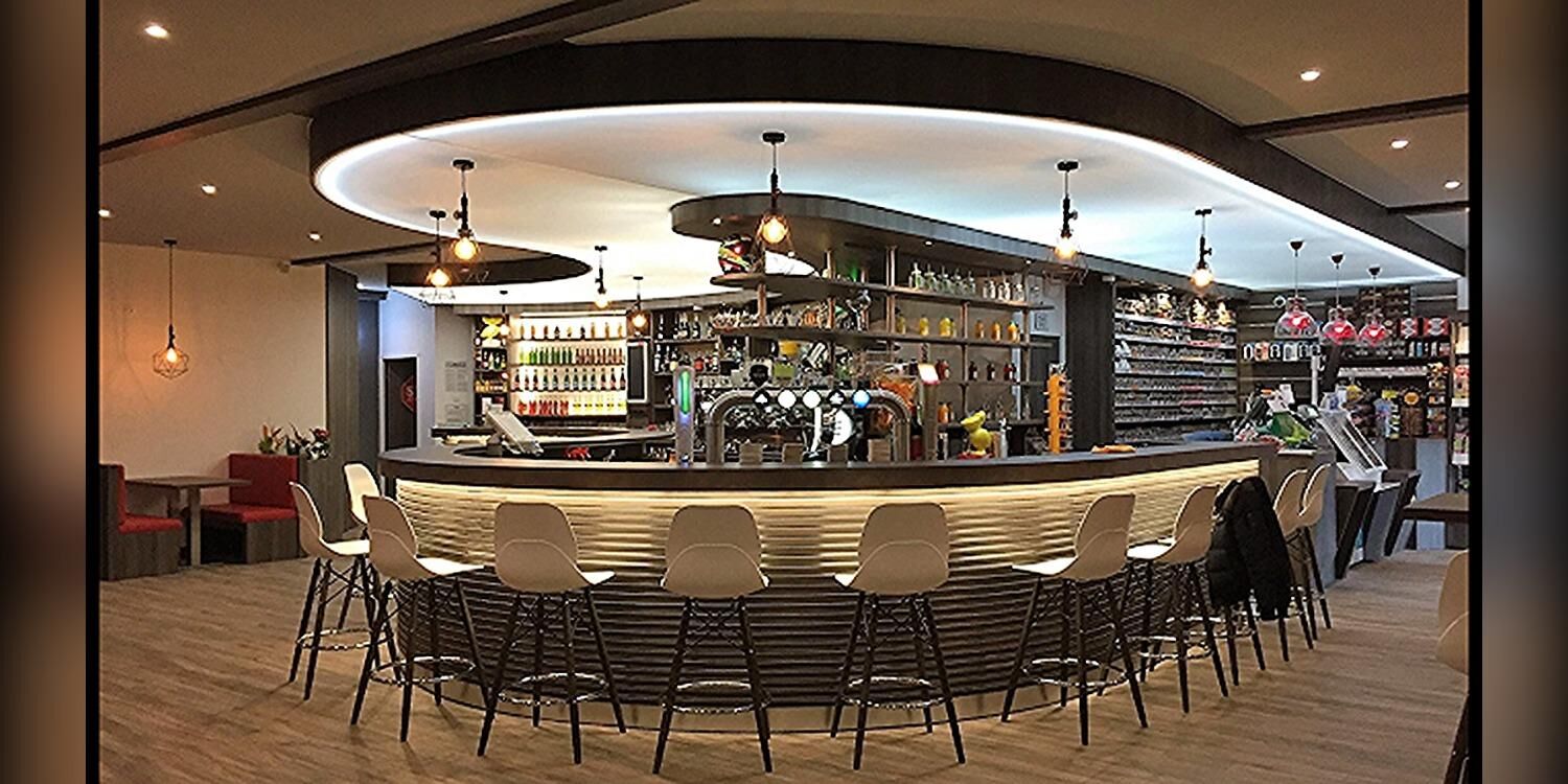 LE QUIMPER, bar