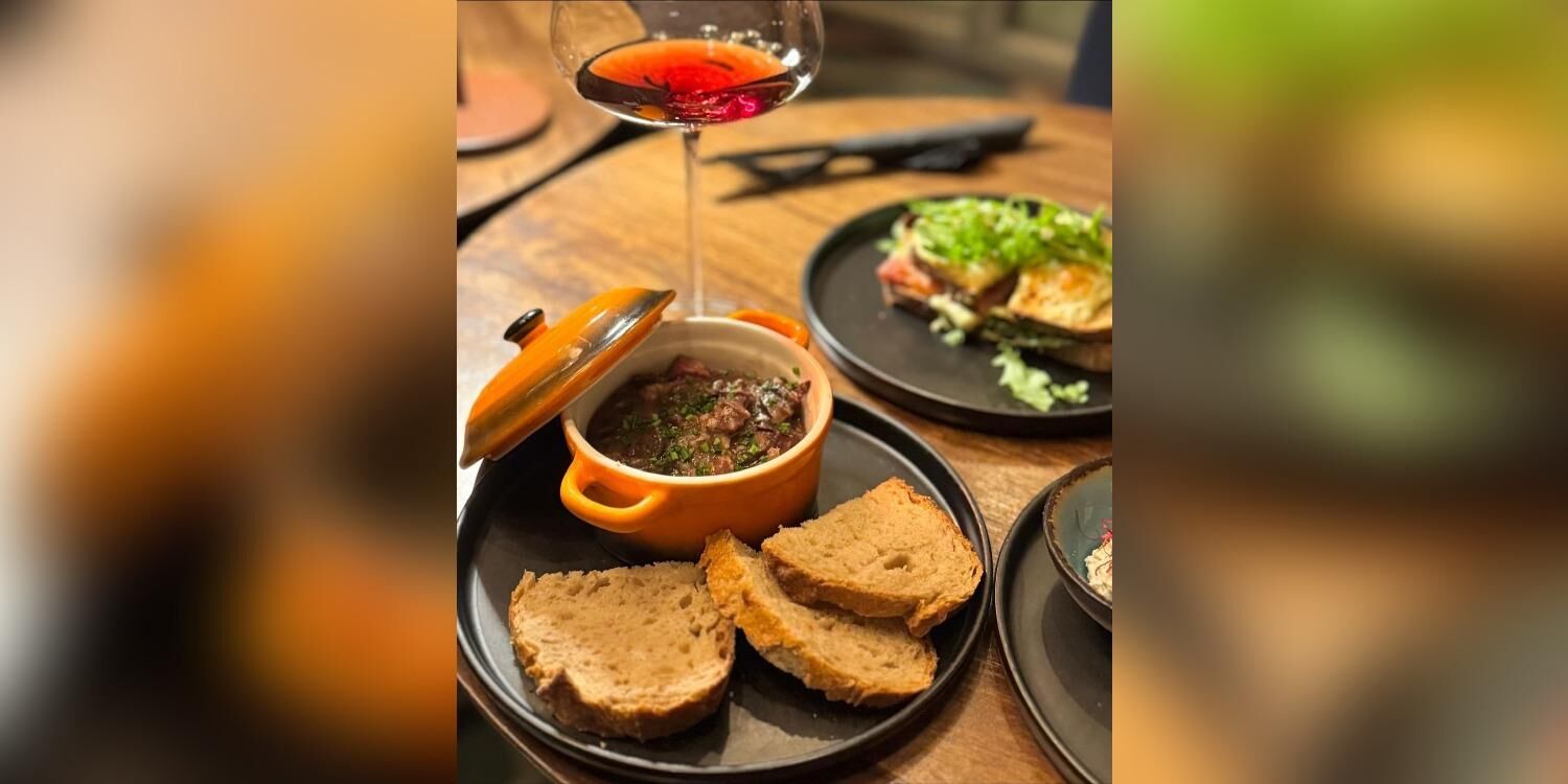 La Vertu, bar