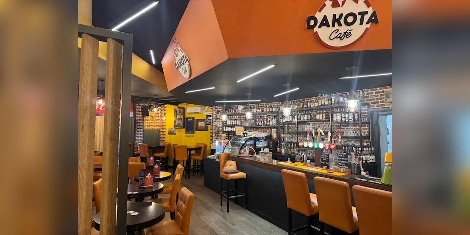 Dakota, bar