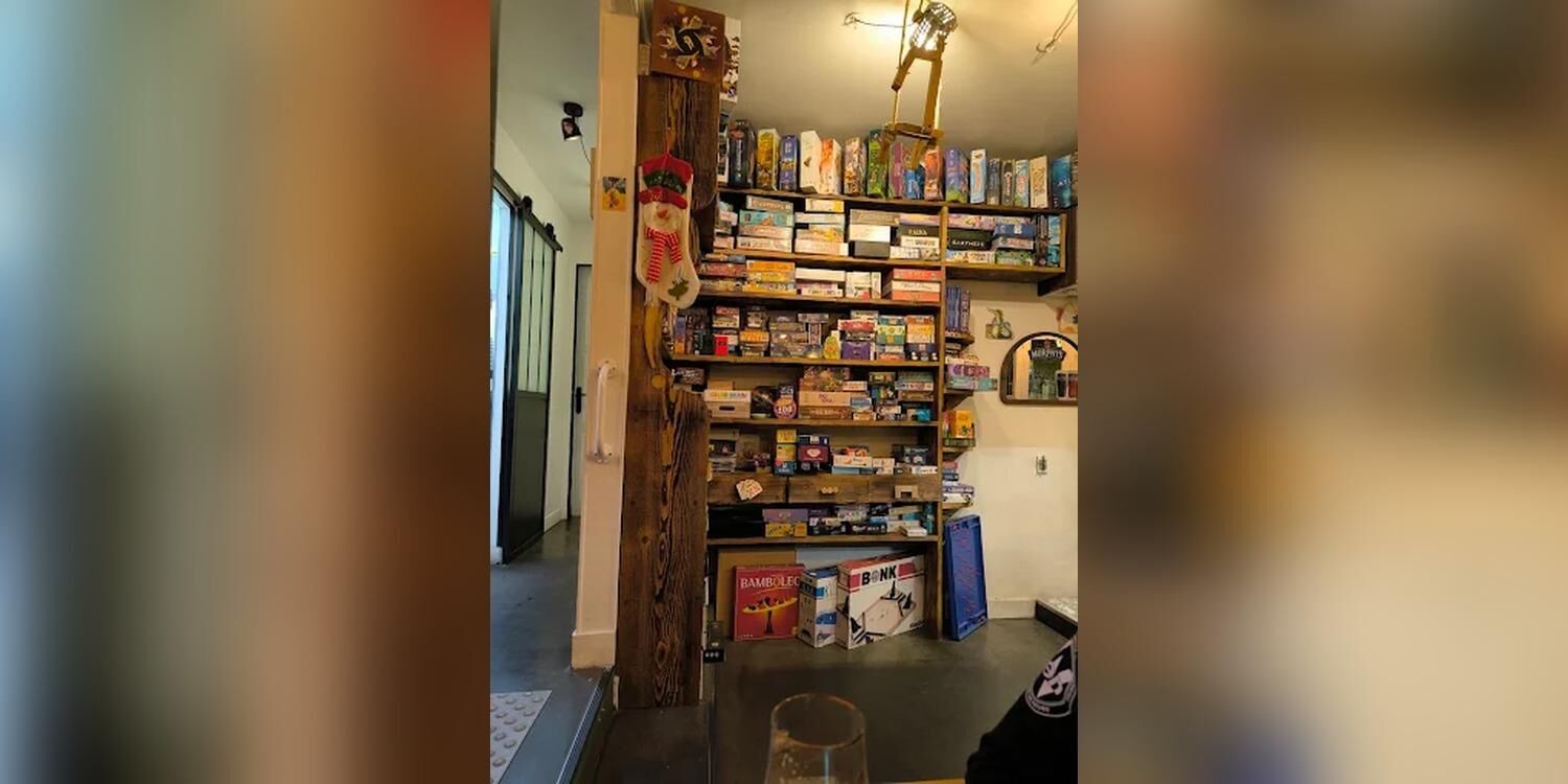 La Case Départ, bar