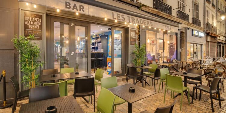 Les Traders, bar