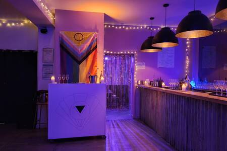 Montvenus, Bar Montreuil Mairie de Montreuil #0