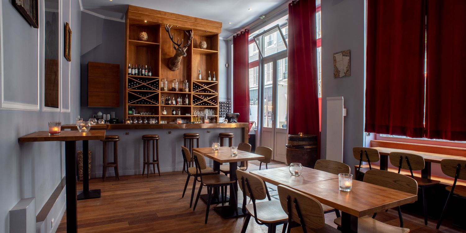 Le Saint Cerf (fermé), bar