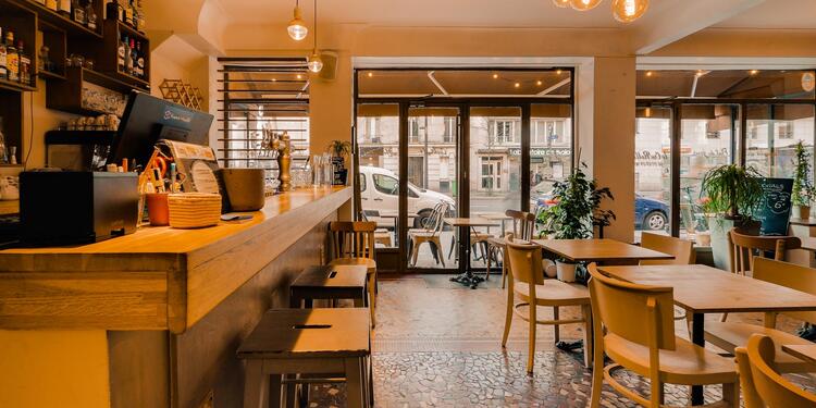 Le Cru Rollin, bar