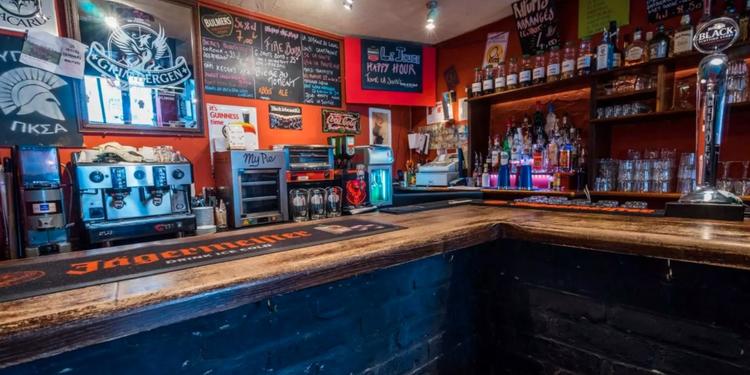 The Local (fermé), bar