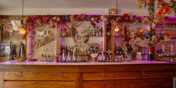 Le Marilyn, bar