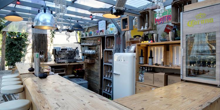 Le Café A, restaurant