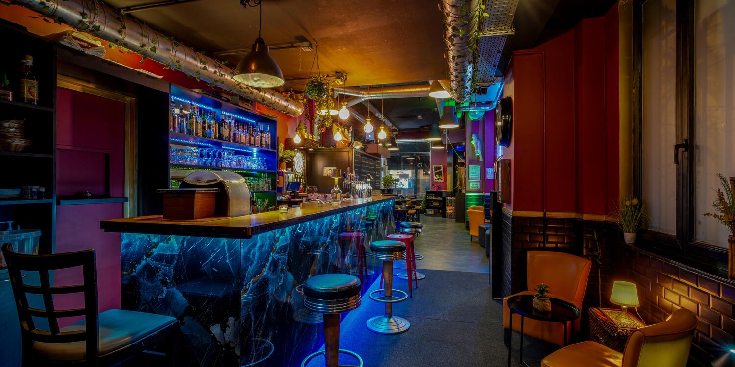 L'Entrepôtes (ex: Le Clin's Factory), bar