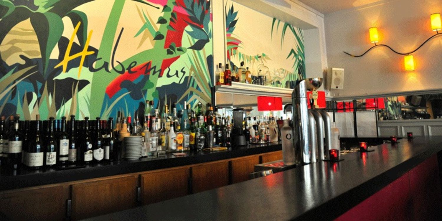Le Habemus (fermé), bar